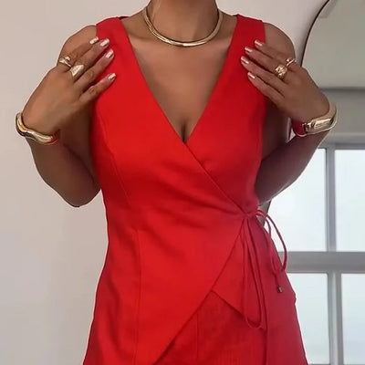 Madingiausias šortų ir palaidinės komplektas