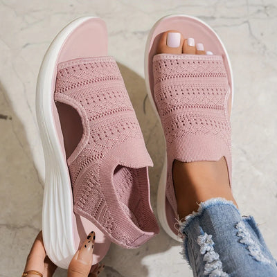 Moteriškos ortopedinės basutės