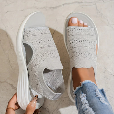 Moteriškos ortopedinės basutės