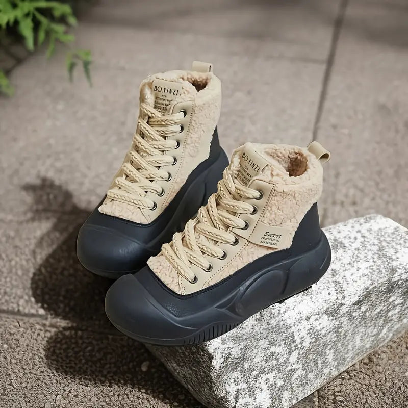 2024 m. madingiausi moteriški šilti batai